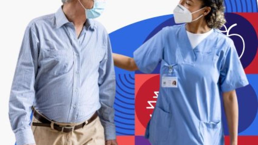 Un doctor habla con un paciente adulto mayor.